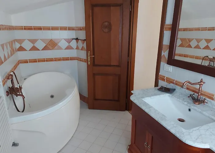 公寓 Stazzo Vista Mare 圣特奥多罗